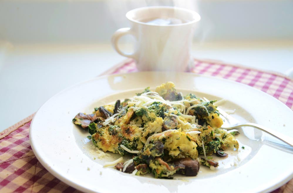 Healthy Diet Tips High-protein breakfasts and green tea or coffee may help you control cravings and lose weight.